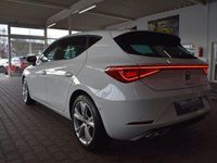 Gebraucht Seat Leon CONNECT 131 PS (96 kW) 2020 Weiß Limousine
