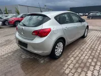 Gebraucht Opel Astra 170 PS (125 kW) 2013 Silber Limousine