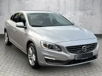 Gebraucht Volvo S60 Momentum 150 PS (110 kW) 2014 Silber Limousine