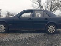 Gebraucht Mercedes C200 136 PS (100 kW) 1996 Other Limousine