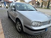 Second-hand VW Golf IV 75 CP (55 kW) 2000 Gri Berlinǎ