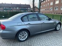 gebraucht BMW 318 i E90 LCI