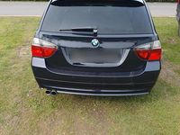 Gebraucht BMW 330 230 PS (169 kW) 2005 Blau Kombi