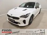 Gebraucht Kia Stinger GT 373 PS (274 kW) 2021 Snow white pearl Kleinwagen
