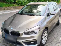 Używany BMW 225 Active Tourer 224 KM (164 kW) 2017 Złoty Minivan