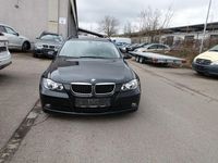 Gebraucht BMW 320 163 PS (119 kW) 2006 Schwarz Kombi