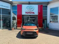 Neu Toyota Aygo X Lounge 92 PS (67 kW) 2026 Orange SUV