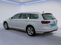 Gebraucht VW Passat Elegance 200 PS (147 kW) 2024 Blanco nevada Kombi
