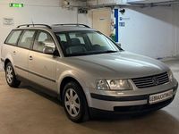 Gebraucht VW Passat 125 PS (91 kW) 2000 Silber Kombi