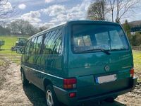 Second-hand VW T4 77 CP (56 kW) 1993 Verde Van