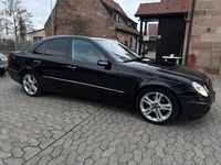 Gebraucht Mercedes E320 Avantgarde 224 PS (164 kW) 2006 Schwarz Limousine