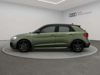 Neu Audi A1 S-Line 116 PS (85 kW) 2026 M4 distriktgrün metallic SUV