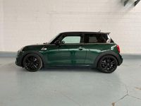 Second-hand Mini Cooper S 192 CP (141 kW) 2018 Verde Hatchback