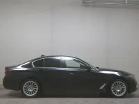 Używany BMW 520 Performance 190 KM (139 kW) 2022 Czarny Sedan/Limuzyna