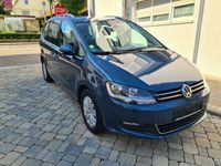 Gebraucht VW Sharan Comfortline 150 PS (110 kW) 2016 Blau metallic Van / Kleinbus