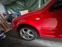 Second-hand VW Golf IV 116 CP (85 kW) 2000 Roșu Break