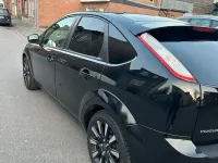 Gebraucht Ford Focus 101 PS (74 kW) 2009 Schwarz Kleinwagen