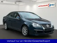 Gebraucht VW Jetta 150 PS (110 kW) 2008 Blau Limousine