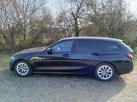 Gebraucht BMW 318 Advantage 150 PS (110 kW) 2020 Schwarz Kombi