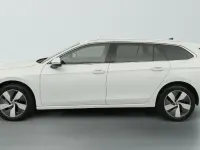 Gebraucht VW Passat Life 150 PS (110 kW) 2025 (blanc oryx) Kombi