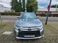 Gebraucht Mitsubishi Outlander 200 PS (147 kW) 2016 Grau SUV