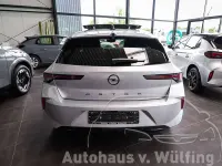 Gebraucht Opel Astra Ultimate 131 PS (96 kW) 2024 Kristallsilber Limousine