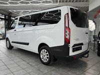 Gebraucht Ford Transit Custom 105 PS (77 kW) 2017 Weiß Van / Kleinbus