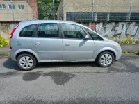 Gebraucht Opel Meriva 101 PS (74 kW) 2004 Silber Van / Kleinbus