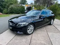 Gebraucht Mercedes C220 Avantgarde 194 PS (142 kW) 2019 Schwarz Kombi