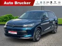 Neu VW Tiguan Life 150 PS (110 kW) 2026 Blau SUV