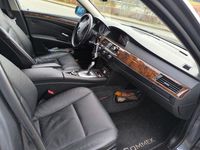 Gebraucht BMW 525 197 PS (144 kW) 2008 Grau Kombi