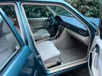 Gebraucht Mercedes 230 184 PS (135 kW) 1985 Grün Limousine