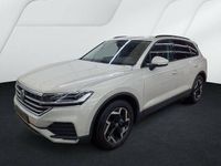 Gebraucht VW Touareg Basis 231 PS (169 kW) 2024 Sechura beige metallic SUV