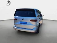 Second-hand VW Multivan Life 150 CP (110 kW) 2023 Argintiu Monovolum