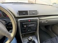 Gebraucht Audi A4 102 PS (75 kW) 2001 Grau Limousine