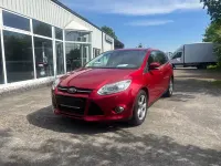 Second-hand Ford Focus Titanium 150 CP (110 kW) 2013 Roșu Break