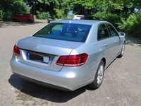 Gebraucht Mercedes E220 170 PS (125 kW) 2015 Silber Limousine