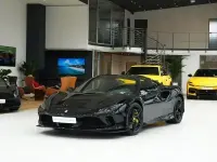 Second-hand Ferrari F8 721 CP (530 kW) 2023 Negru Cabrio