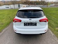 gebraucht Ford Focus Turnier Cool & Connect Bang&Olufsen DAB