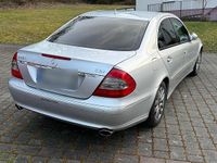 Gebraucht Mercedes E280 224 PS (164 kW) 2009 Silber Limousine