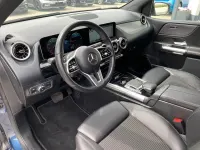 Gebraucht Mercedes B180 116 PS (85 kW) 2019 Blau Kleinwagen