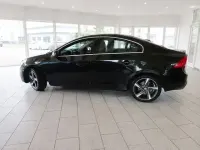 Gebraucht Volvo S60 R-Design 163 PS (119 kW) 2011 Schwarz Limousine