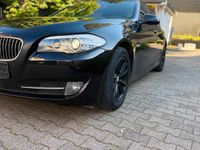Gebraucht BMW 530 245 PS (180 kW) 2011 Schwarz Limousine