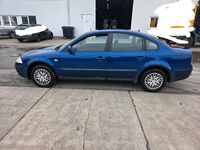 Gebraucht VW Passat 102 PS (75 kW) 2001 Blau Limousine