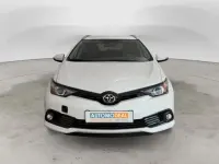 Gebraucht Toyota Auris Team 116 PS (85 kW) 2019 Weiss Kleinwagen