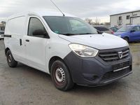 Gebraucht Dacia Dokker 83 PS (61 kW) 2015 Gletscherweiss Van / Kleinbus