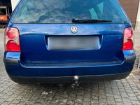 Usata VW Passat 131 CV (96 kW) 2003 Blu Station wagon
