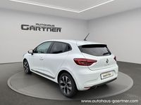 Gebraucht Renault Clio V Evolution 67 PS (49 kW) 2023 Weiß Limousine