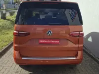 Gebraucht VW Multivan S 136 PS (100 kW) 2022 Orange Van / Kleinbus