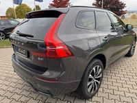 Gebraucht Volvo XC60 Plus 197 PS (144 kW) 2024 Platinum grey SUV